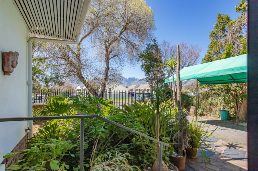 4 Bedroom Property for Sale in Paarl Central Western Cape
